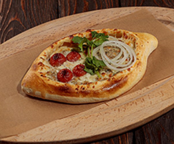 открытый кубдари с сыром